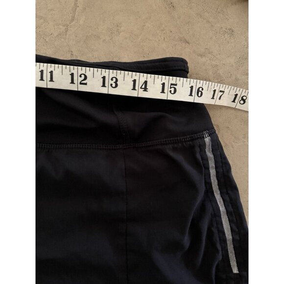 Athleta Women’s Black Running Shorts Size M | Zip Pocket Liner Reflective Trim - Picture 10 of 10